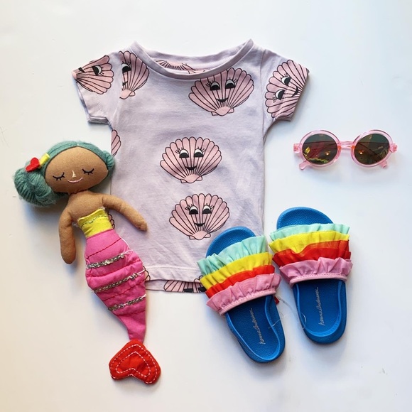 The Seashells Tee - Picture 1 of 4